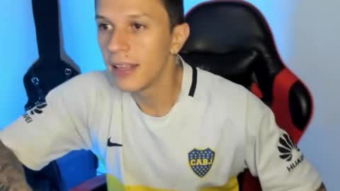 Snapshot of goodboy69i chatting on 02.12.26 goodboy69i online show from 02.12.26