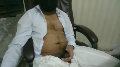 Snapshot of goodfucker3252 chatting on 01.19.25 Arab Pronstar online show from 01.19.25