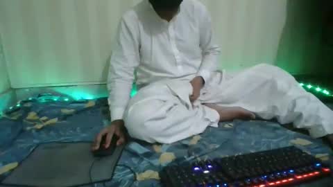 Snapshot of goodfucker3252 chatting on 01.25.25 Arab Pronstar online show from 01.25.25