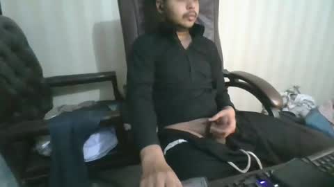 Snapshot of goodfucker3252 chatting on 03.05.25 Arab Pronstar online show from 03.05.25