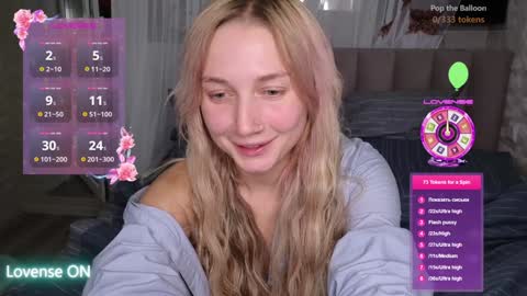 Snapshot of goodgirl0024 chatting on 12.26.24 goodgirl0024 online show from 12.26.24