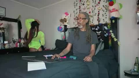 Snapshot of goodietimes1 chatting on 04.26.26 GoodieTimes1 Mrs. Bonnie Mr. Clyde online show from 04.26.26