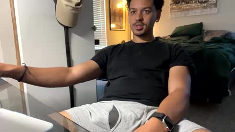 Goodjob Jay online show from 10.03.25