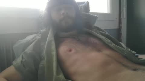 Snapshot of goodleek chatting on 11.06.25 gooleek online show from 11.06.25