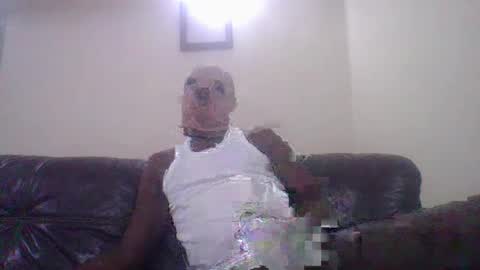 Snapshot of gorashado chatting on 10.16.25 Sexy Black Model online show from 10.16.25