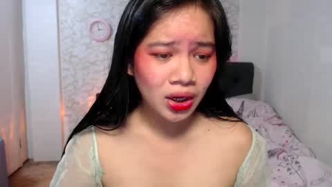 geneviev online show from 01.24.25