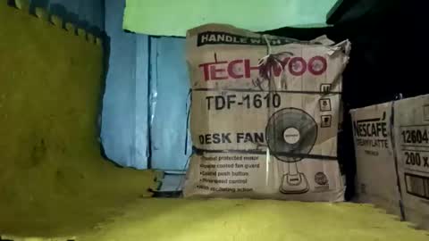 Snapshot of gorgeouspinay_babe chatting on 10.28.25 GorgeousPinay babe online show from 10.28.25