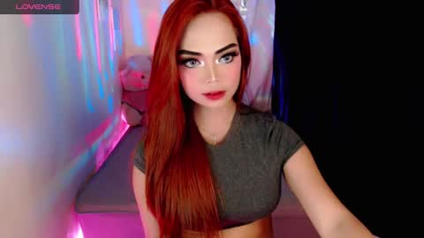 Snapshot of gorgeoustransgirl chatting on 12.04.24 Emmy online show from 12.04.24