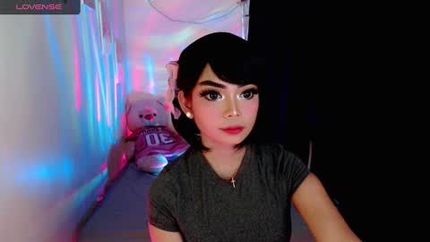 Snapshot of gorgeoustransgirl chatting on 12.11.24 Emmy online show from 12.11.24