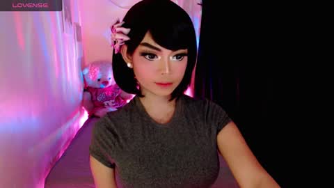 Snapshot of gorgeoustransgirl chatting on 12.15.24 Emmy online show from 12.15.24