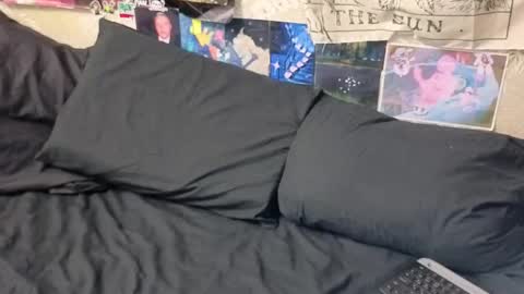 Snapshot of goth_pumpkin chatting on 10.19.25 Amy online show from 10.19.25