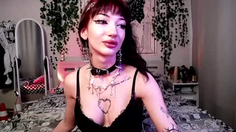    online show from 01.12.25