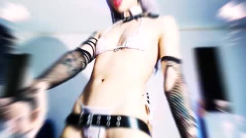        online show from 10.06.25