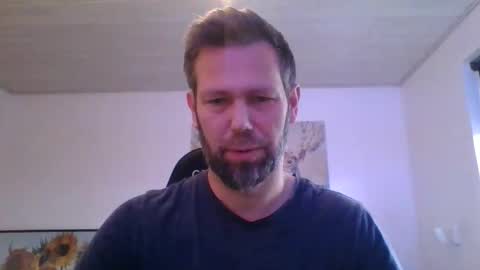 Snapshot of gottalop chatting on 10.10.25 gottalop online show from 10.10.25