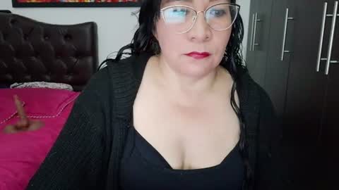 Snapshot of grace_mature_milf chatting on 06.14.26 grace_mature_milf online show from 06.14.26