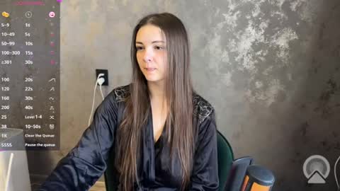 Snapshot of gracebrownnn chatting on 06.21.26 Grace Brown online show from 06.21.26