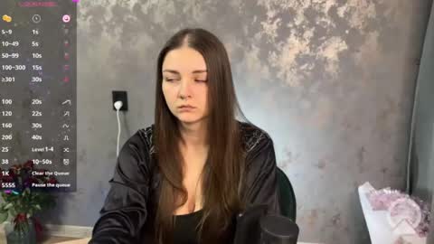 Snapshot of gracebrownnn chatting on 07.23.26 Grace Brown online show from 07.23.26