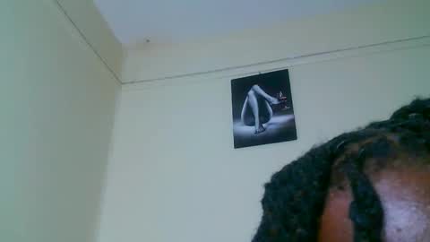 Snapshot of graceessy chatting on 01.15.25 graceessy online show from 01.15.25