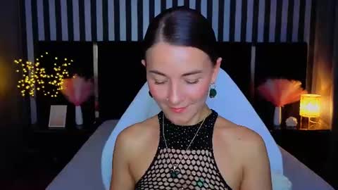 Snapshot of gracefulmichelle chatting on 06.22.26 gracefulmichelle online show from 06.22.26