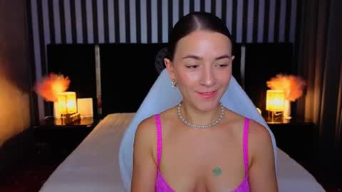 Snapshot of gracefulmichelle chatting on 07.13.26 gracefulmichelle online show from 07.13.26