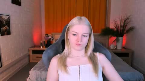 Grace Glamour online show from 09.22.25