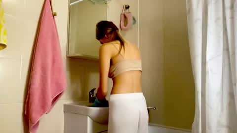 Snapshot of gracetorrezz chatting on 10.07.25 gracetorrezz online show from 10.07.25