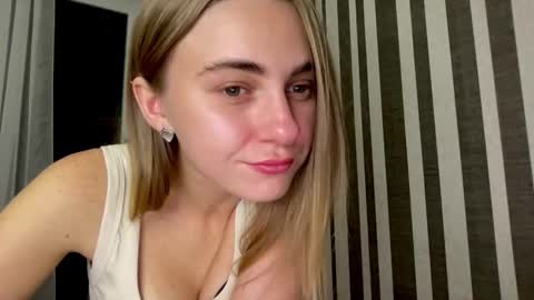 Snapshot of gracetorrezz chatting on 10.16.25 gracetorrezz online show from 10.16.25