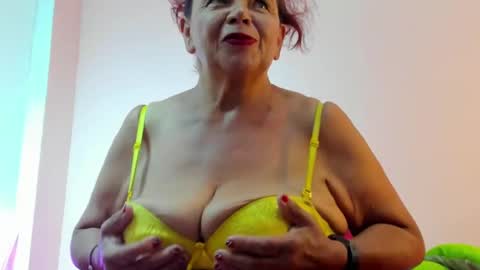 Mi Name is violeta  online show from 01.09.25