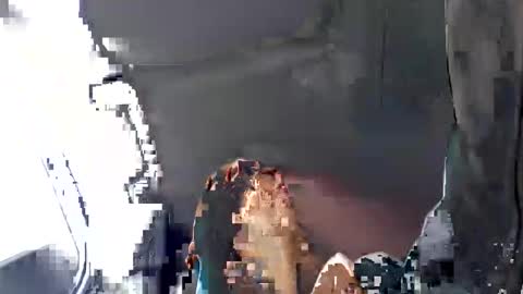 Snapshot of grattitude chatting on 10.04.25 grattitude online show from 10.04.25