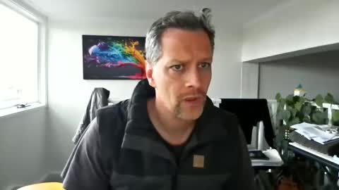 Snapshot of grattitude chatting on 11.10.25 grattitude online show from 11.10.25