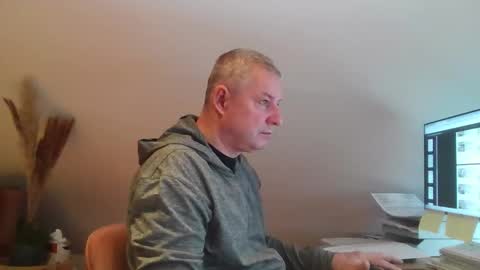 grau197077 online show from 02.05.26