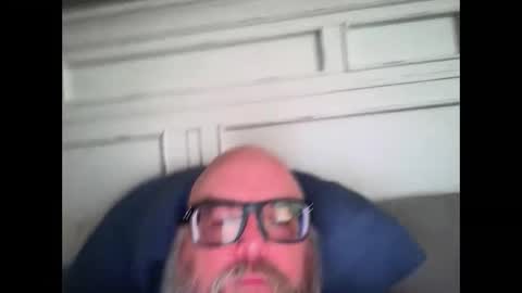 Snapshot of graymosquito chatting on 09.08.25 graymosquito online show from 09.08.25