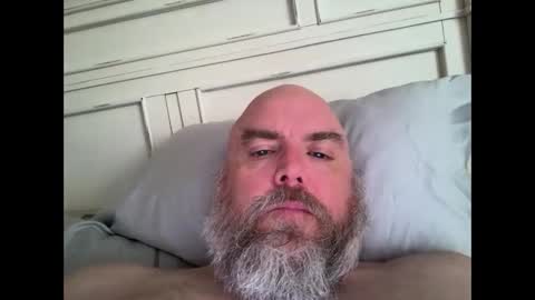 Snapshot of graymosquito chatting on 09.24.25 graymosquito online show from 09.24.25