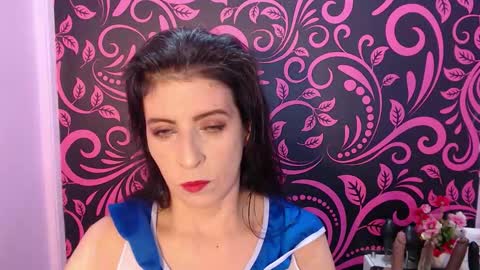 Isabella online show from 10.10.25