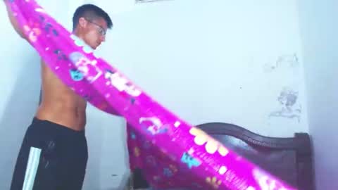 Snapshot of great_sexy_couple chatting on 11.03.25 great_sexy_couple online show from 11.03.25