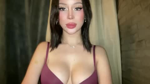 Marie Pelie online show from 12.16.25