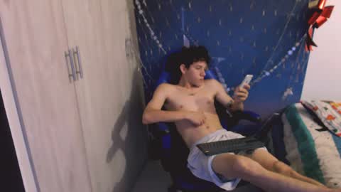 Snapshot of grecia_millercol chatting on 12.07.24 grecia_millercol online show from 12.07.24