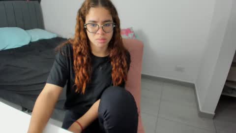 GreciaRuiz online show from 10.05.25