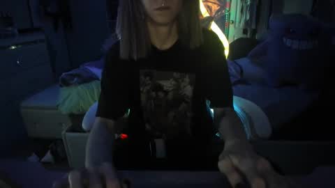 GreenEyedLovexo online show from 12.19.24