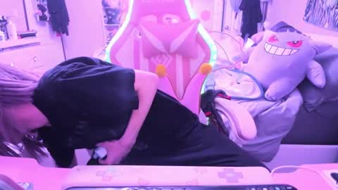 GreenEyedLovexo online show from 01.13.25