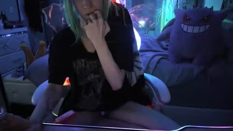 GreenEyedLovexo online show from 10.16.25