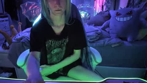 GreenEyedLovexo online show from 11.04.25