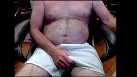 Snapshot of greenguy69 chatting on 06.26.26 green online show from 06.26.26
