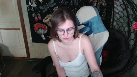 Lina online show from 04.06.26