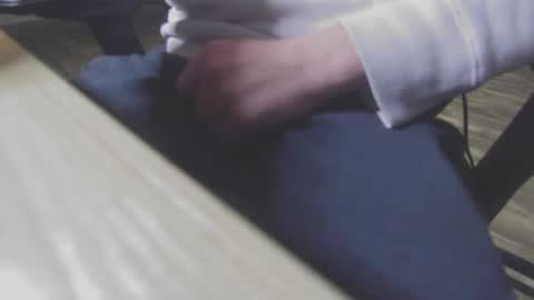 Snapshot of greg03_9 chatting on 12.11.24 Jinx online show from 12.11.24