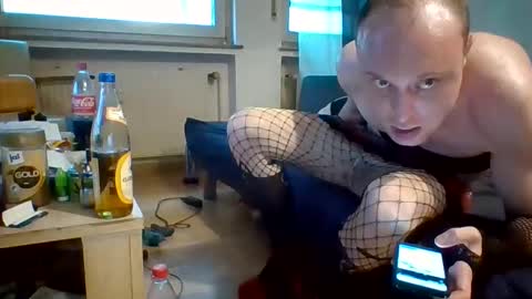 Snapshot of gregi_xxx1 chatting on 10.09.25 Gregy XX online show from 10.09.25