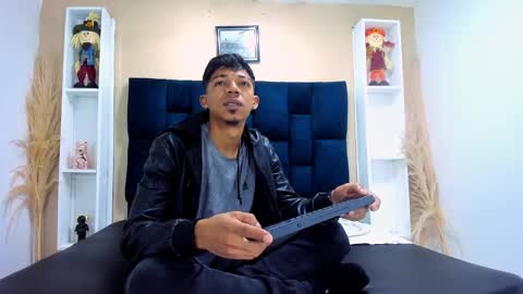 Snapshot of gregory_sforza chatting on 10.22.25 GregorySforza online show from 10.22.25