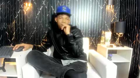 Snapshot of gregory_sforza chatting on 10.24.25 GregorySforza online show from 10.24.25