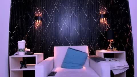 Snapshot of gregory_sforza chatting on 10.30.25 GregorySforza online show from 10.30.25