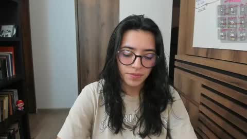 Snapshot of gretagat chatting on 05.18.26 Greta online show from 05.18.26